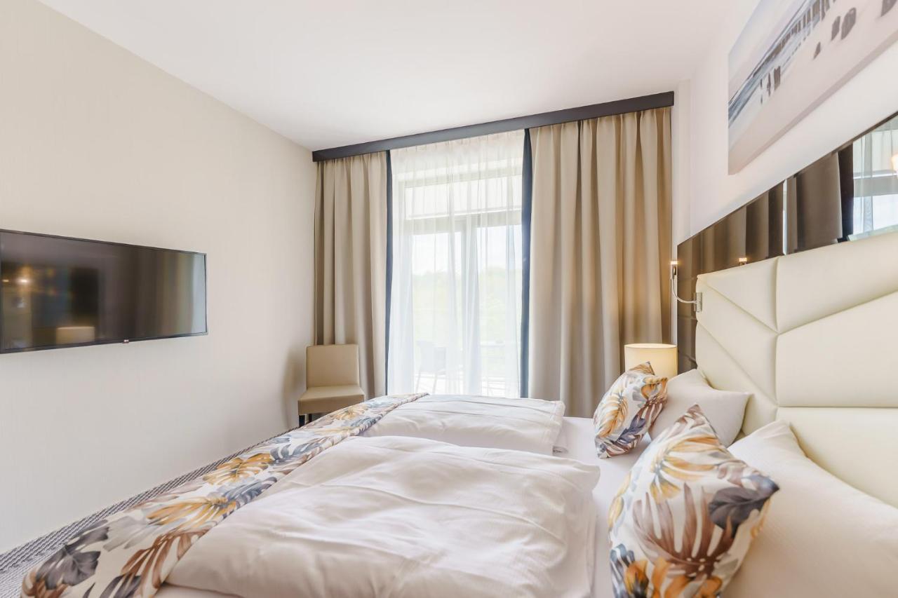 Apartament Z Aneksem Kuchennym I Basenem 426 Diune Hotel Resort Kolobrzeg Exterior photo